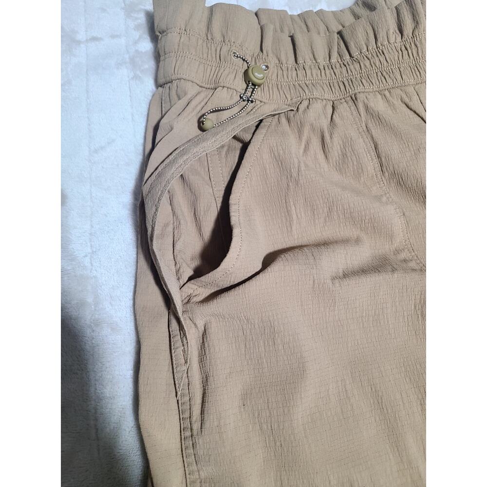 Athleta Trekkie Parachute Pant Tan Lightweight Travel Utility Pant Size 4 Petite - Picture 5 of 5
